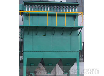 BMC型分室（shì）側噴反吹風扁袋除塵（chén）器