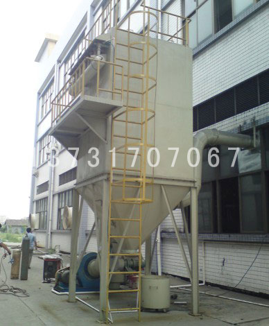 天津金屬製品廠王經理定購的打磨台和布袋除塵（chén）器已發貨